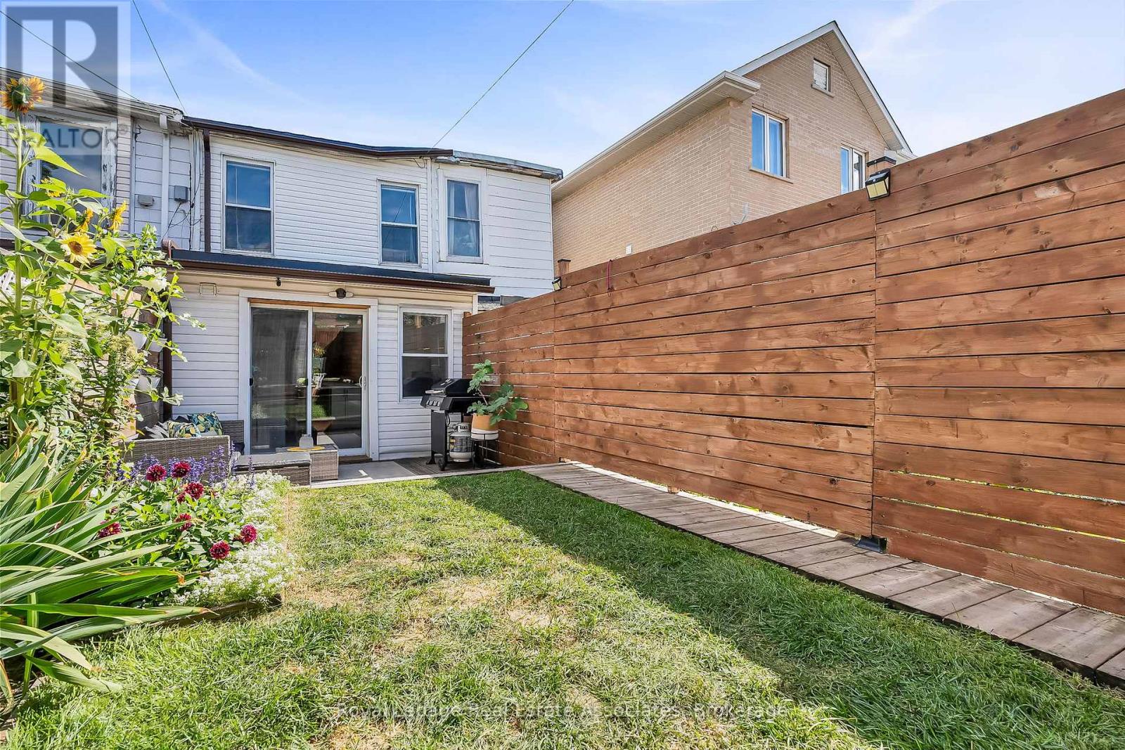 240 Sixth Street, Toronto, Ontario  M8V 3A7 - Photo 38 - W12376576