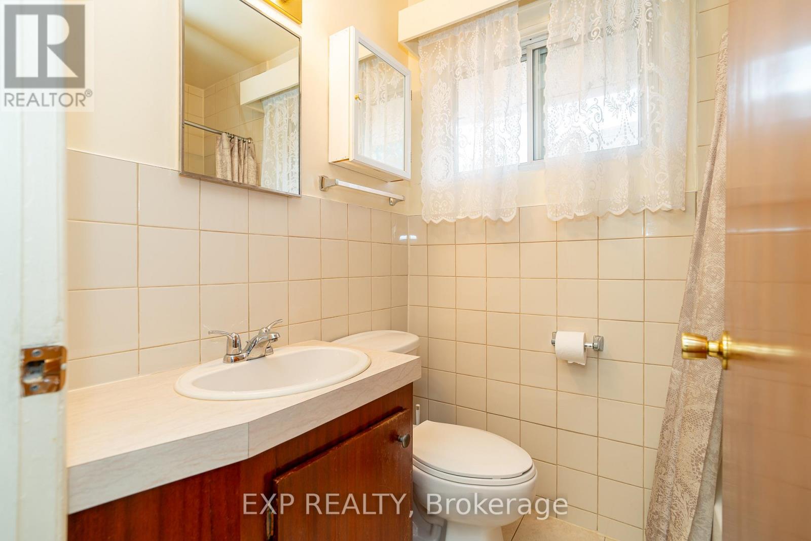 1008 Riddell Avenue S, Ottawa, Ontario  K2C 2J5 - Photo 24 - X12422733
