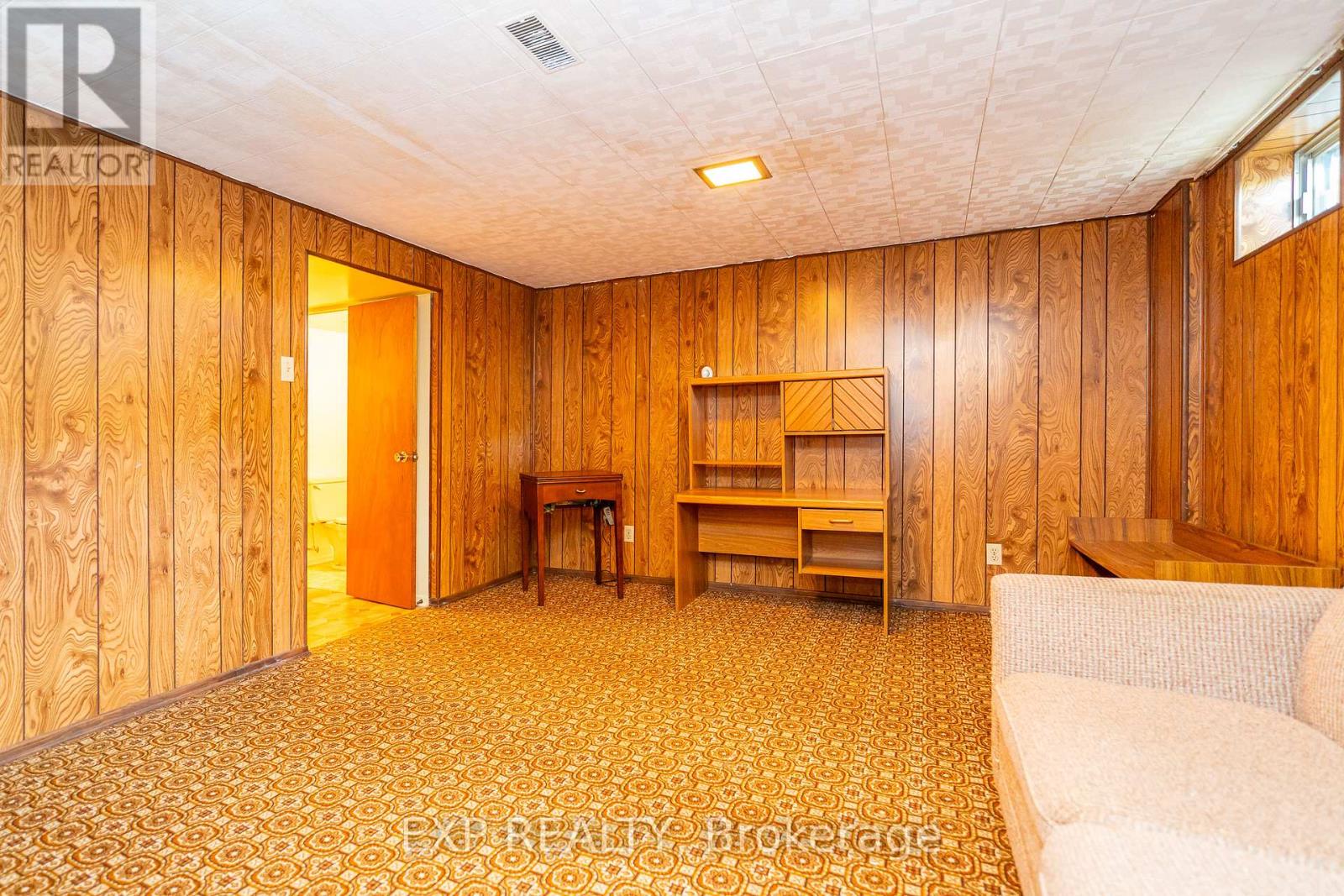 1008 Riddell Avenue S, Ottawa, Ontario  K2C 2J5 - Photo 27 - X12422733