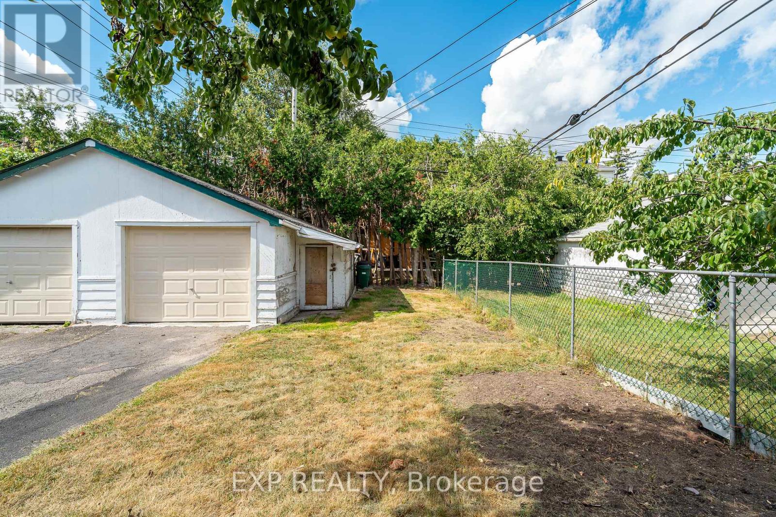 1008 Riddell Avenue S, Ottawa, Ontario  K2C 2J5 - Photo 29 - X12422733