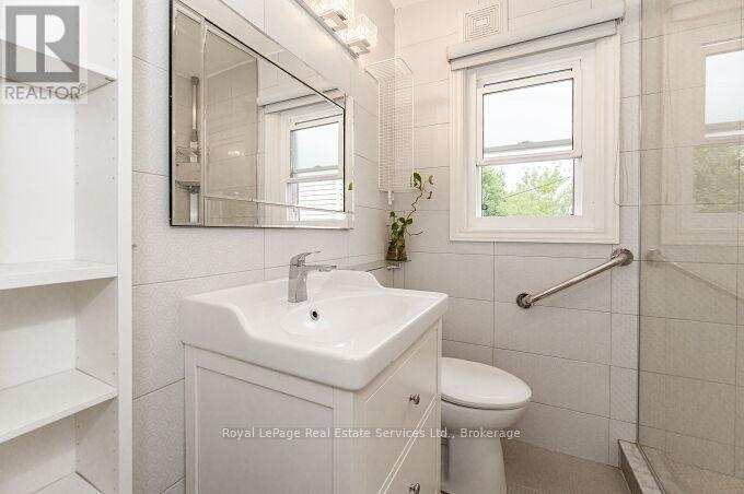 925 King Street W, Hamilton (Westdale), Ontario  L8S 1K7 - Photo 18 - X12422739