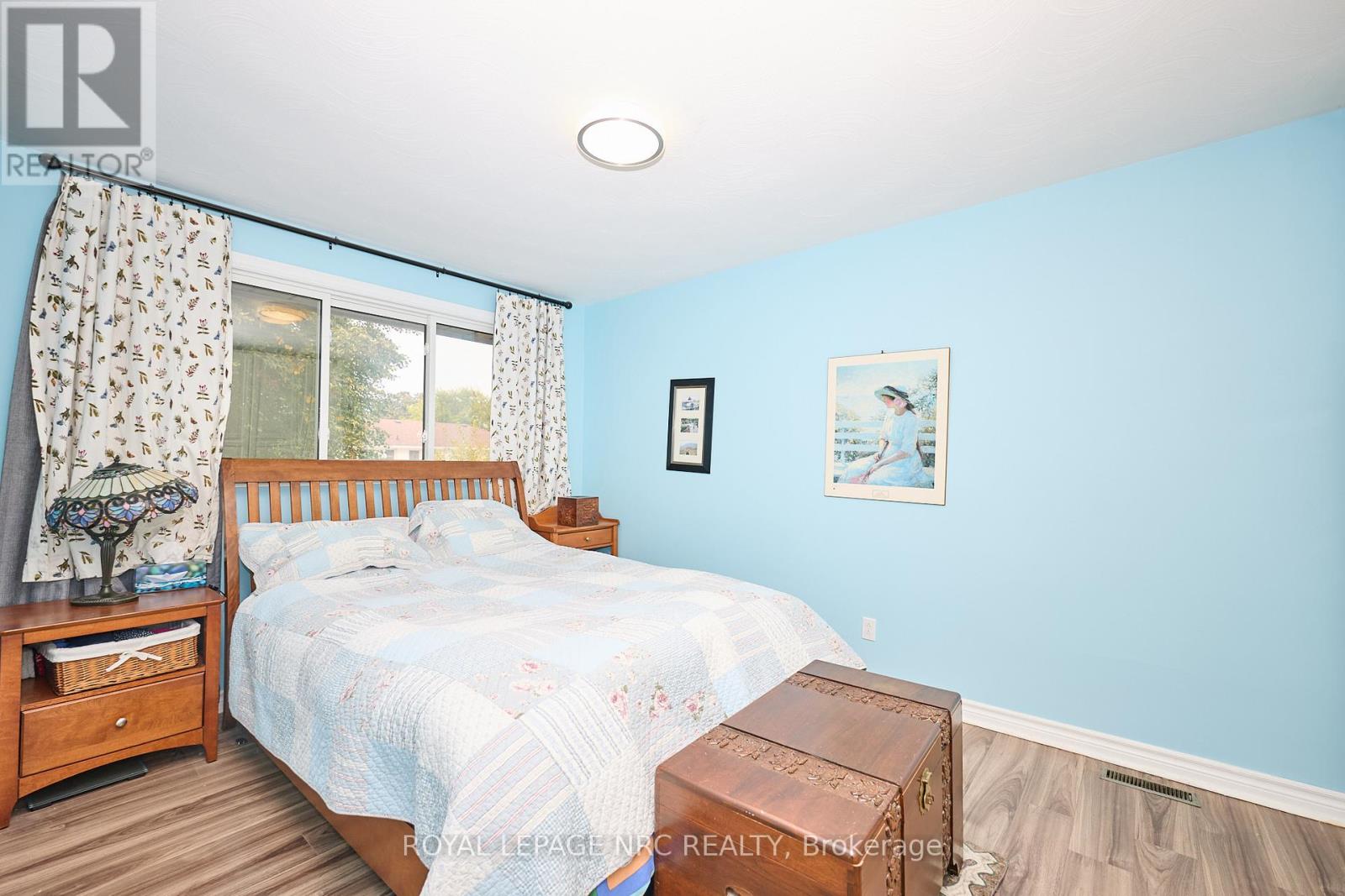 551 Geneva Street, St. Catharines, Ontario  L2N 2J1 - Photo 12 - X12422725