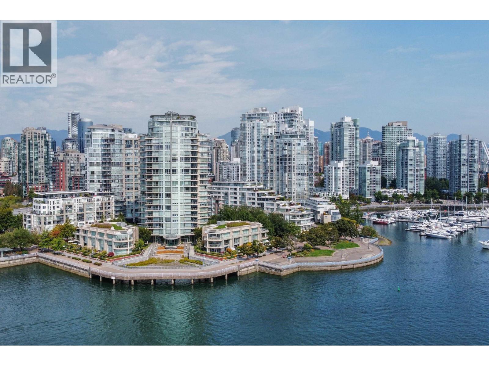 110 1328 MARINASIDE CRESCENT, Vancouver, British Columbia