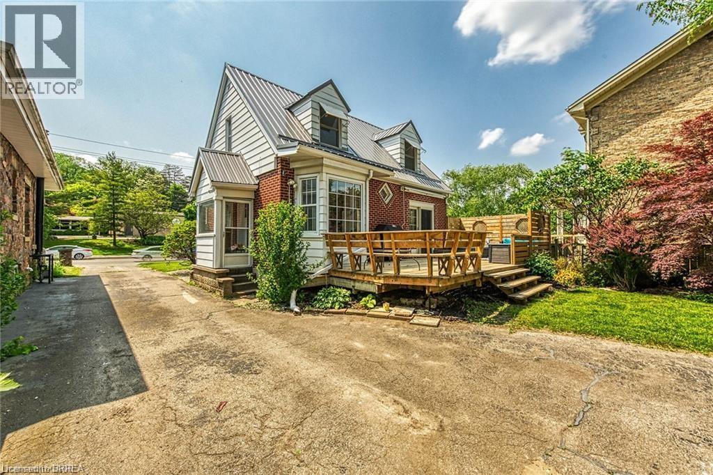 58 Mount Pleasant Street, Brantford, Ontario  N3T 1S8 - Photo 11 - 40772315