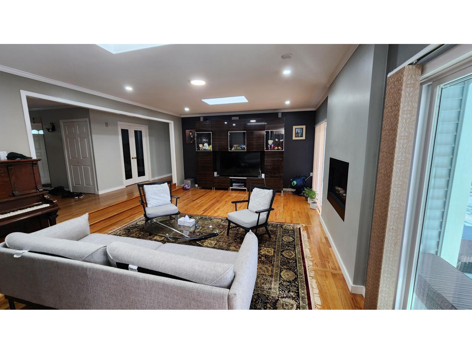 15580 20 Avenue, Surrey, British Columbia  V4A 2A5 - Photo 8 - R3051514
