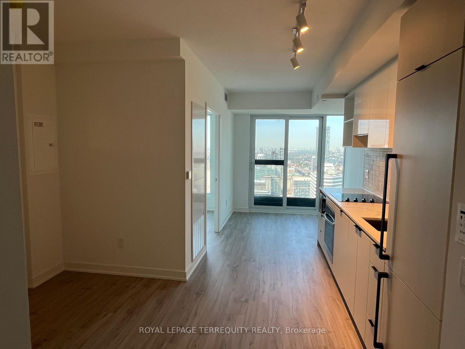 5601 - 252 Church Street, Toronto, Ontario  M5B 0E6 - Photo 2 - C12422742