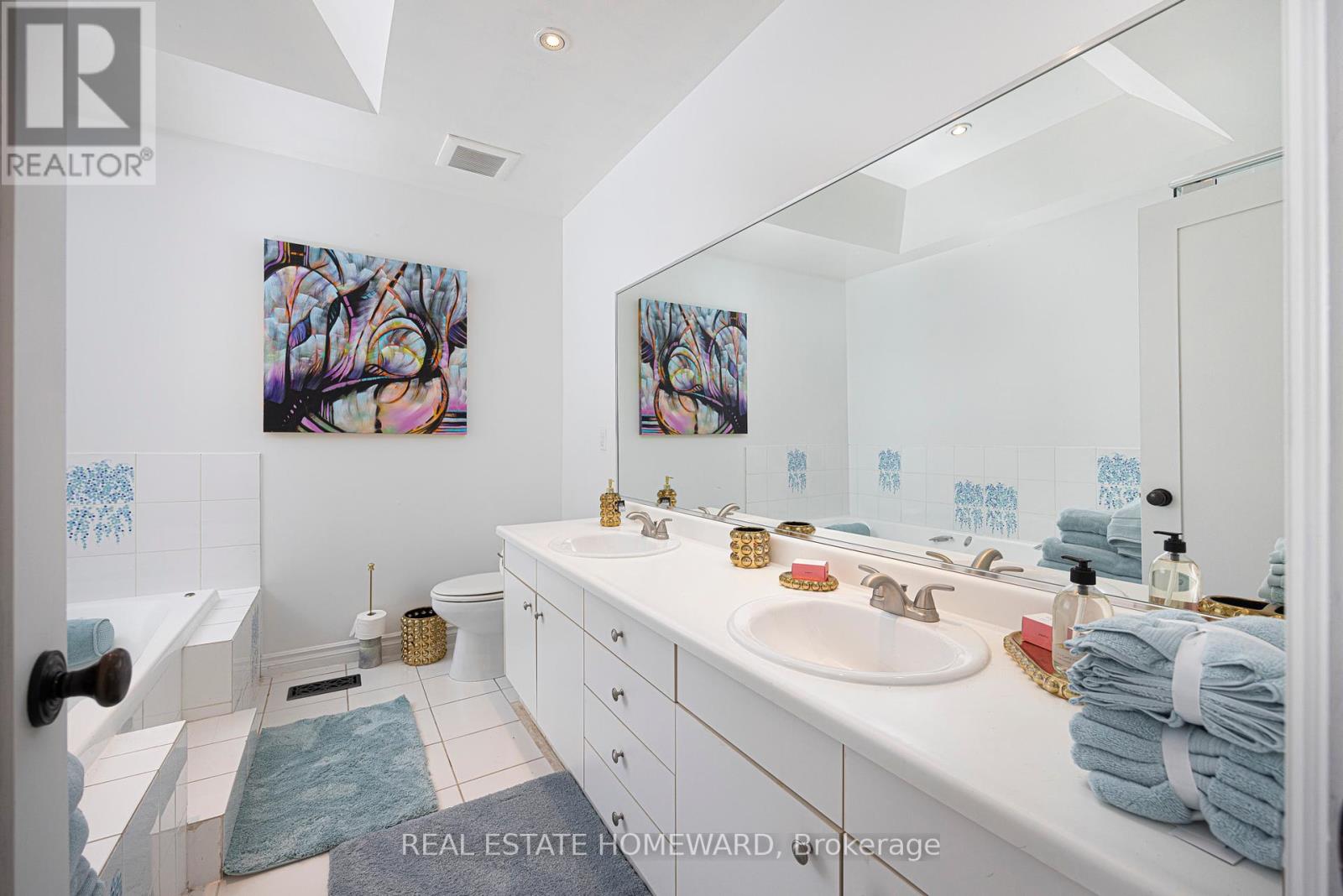 2 Park Avenue, Toronto, Ontario  M4E 1B6 - Photo 30 - E12422639