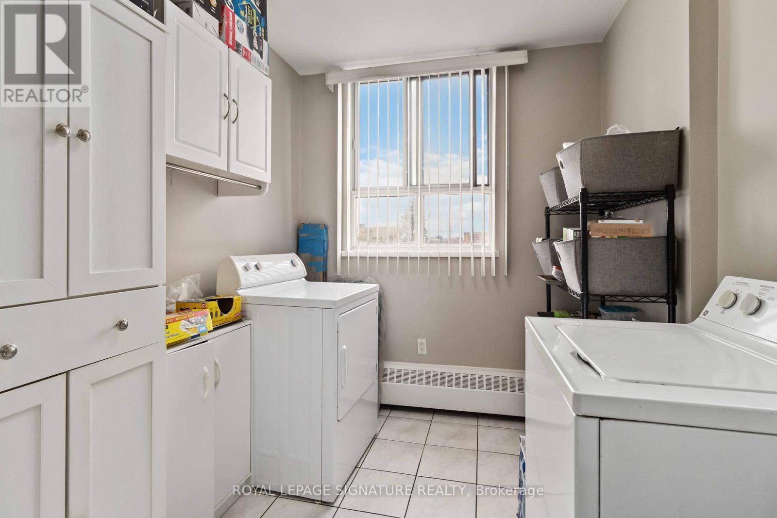 512 - 1615 Bloor Street, Mississauga (Applewood), Ontario  L4X 1S2 - Photo 14 - W12422729