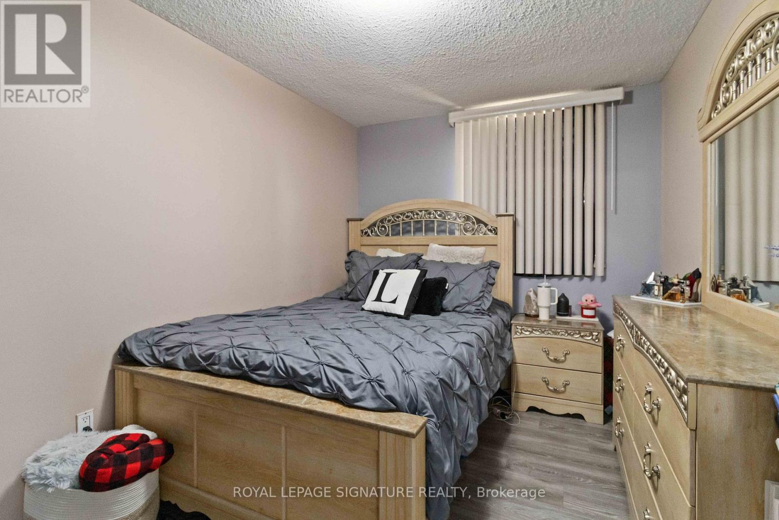 512 - 1615 Bloor Street, Mississauga (Applewood), Ontario  L4X 1S2 - Photo 17 - W12422729