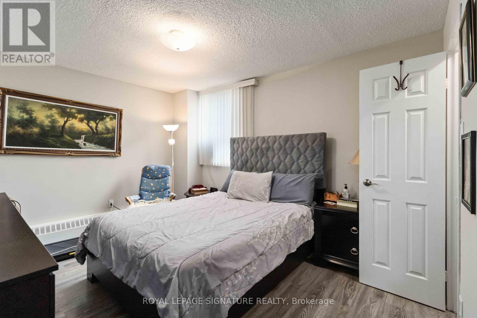 512 - 1615 Bloor Street, Mississauga (Applewood), Ontario  L4X 1S2 - Photo 23 - W12422729