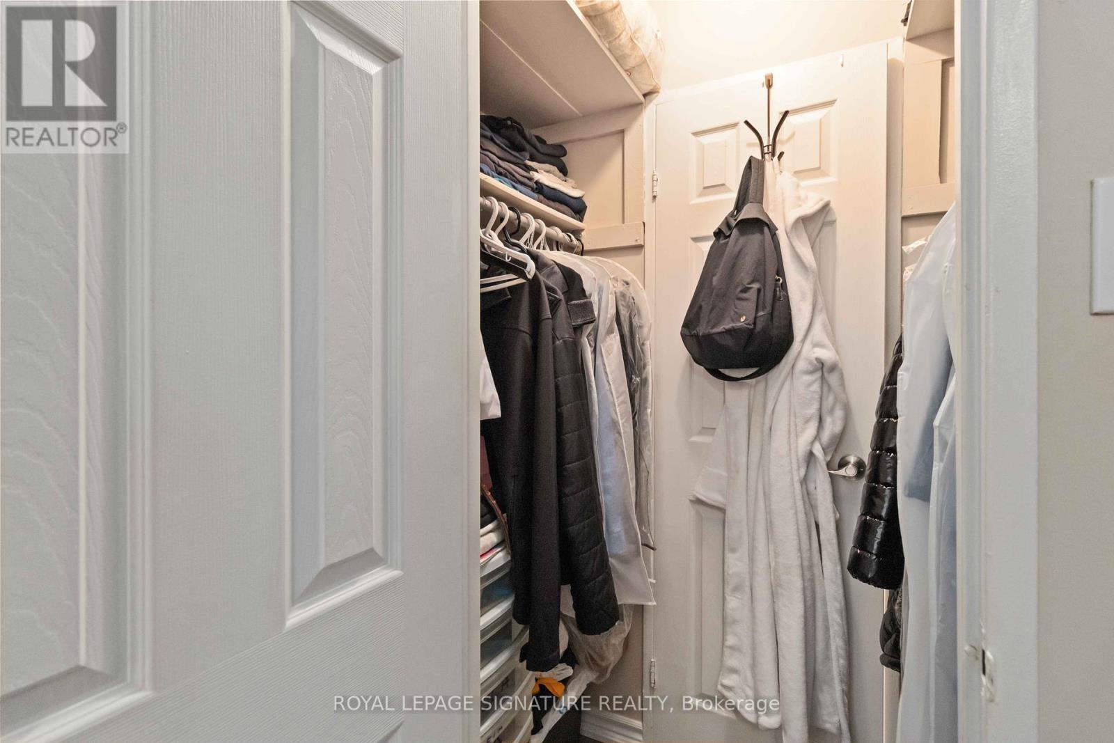 512 - 1615 Bloor Street, Mississauga (Applewood), Ontario  L4X 1S2 - Photo 24 - W12422729