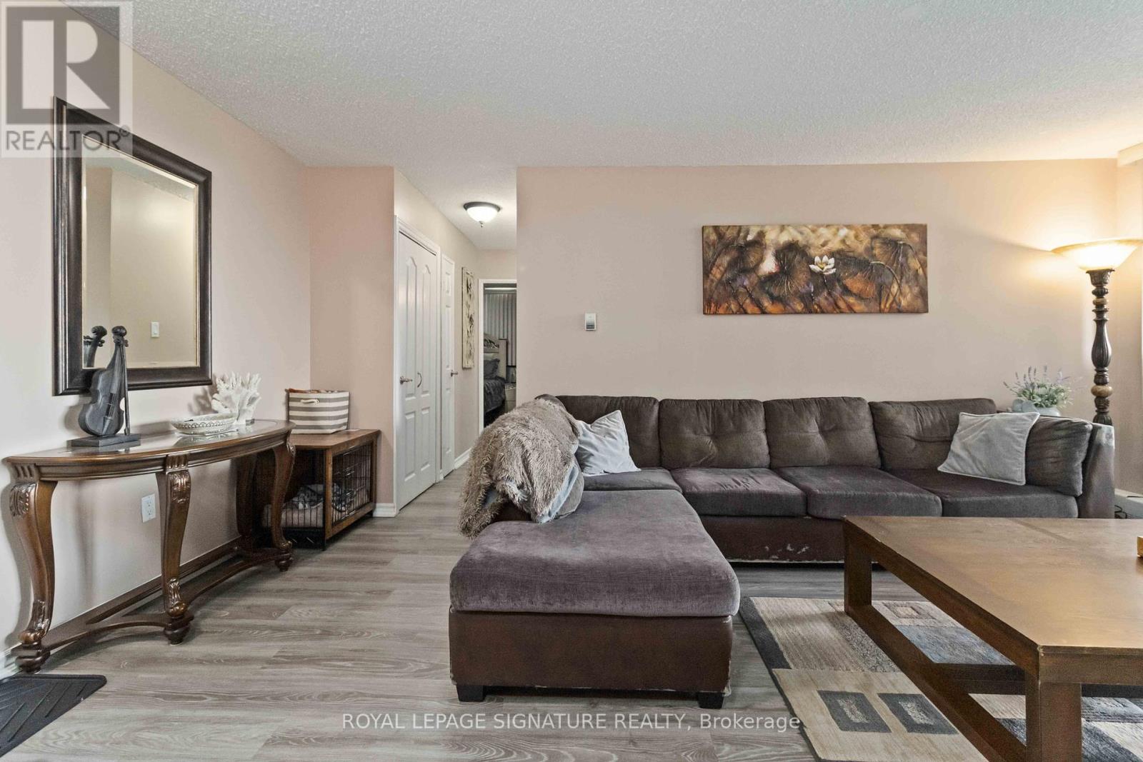 512 - 1615 Bloor Street, Mississauga (Applewood), Ontario  L4X 1S2 - Photo 7 - W12422729