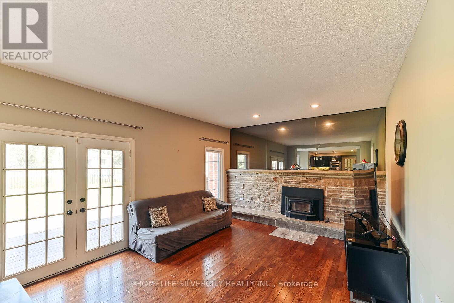 18805 Willoghby Road, Caledon, Ontario  L7K 1V7 - Photo 16 - W12422743