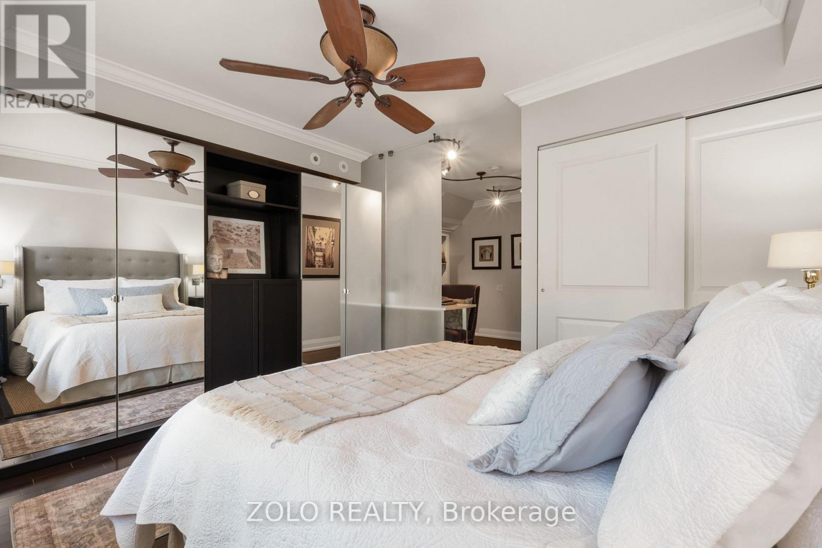 39 - 93 The Queensway, Toronto, Ontario  M6S 5A7 - Photo 16 - W12422745