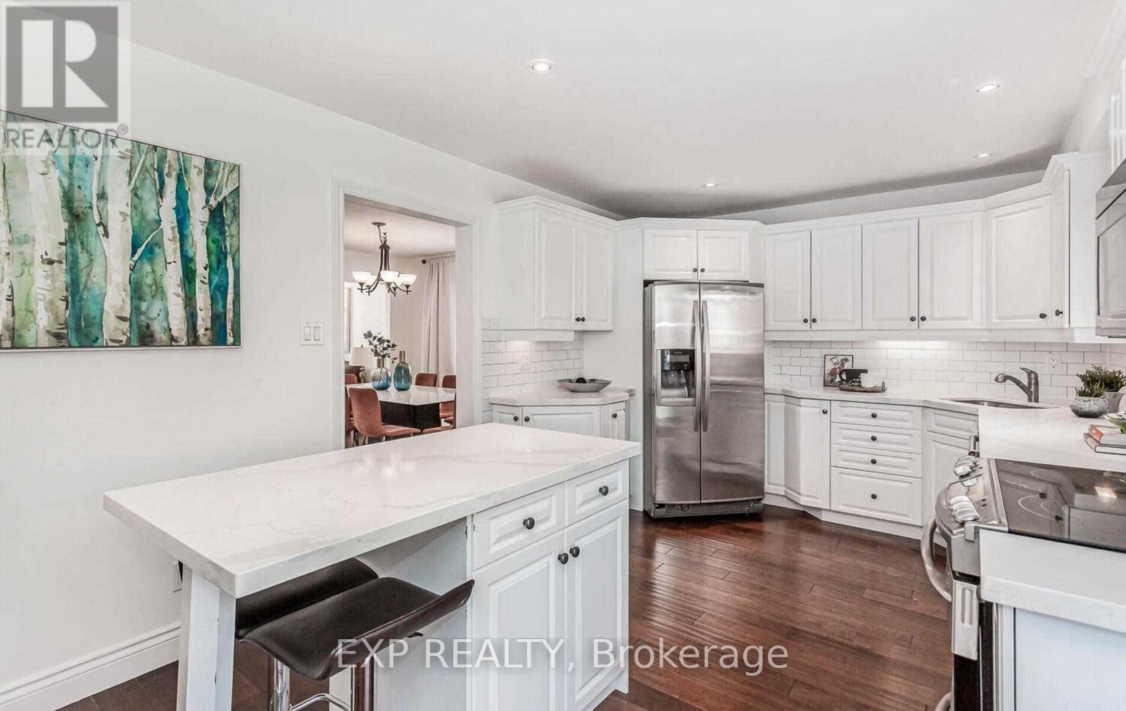 93 Waldie Road, Oakville, Ontario  L6L 6G5 - Photo 12 - W12422747