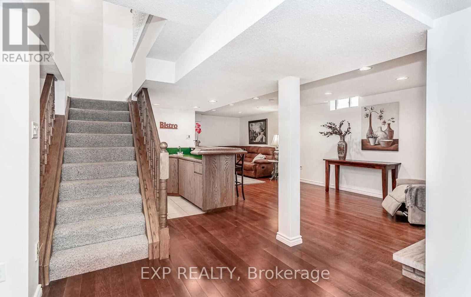 93 Waldie Road, Oakville, Ontario  L6L 6G5 - Photo 29 - W12422747