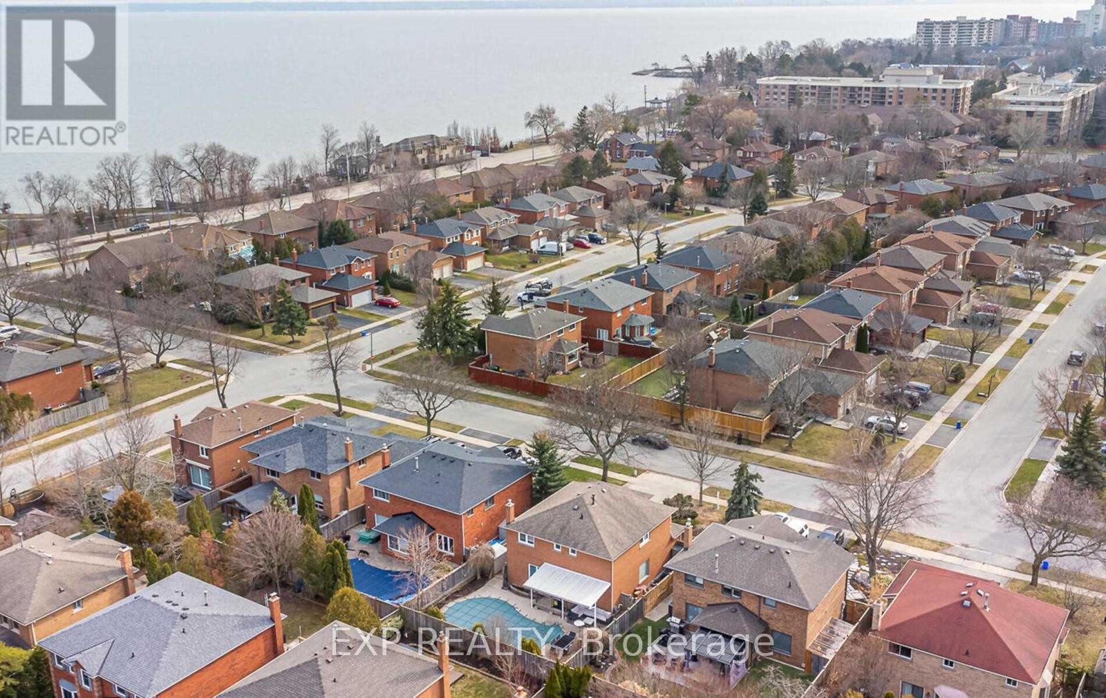 93 Waldie Road, Oakville, Ontario  L6L 6G5 - Photo 38 - W12422747