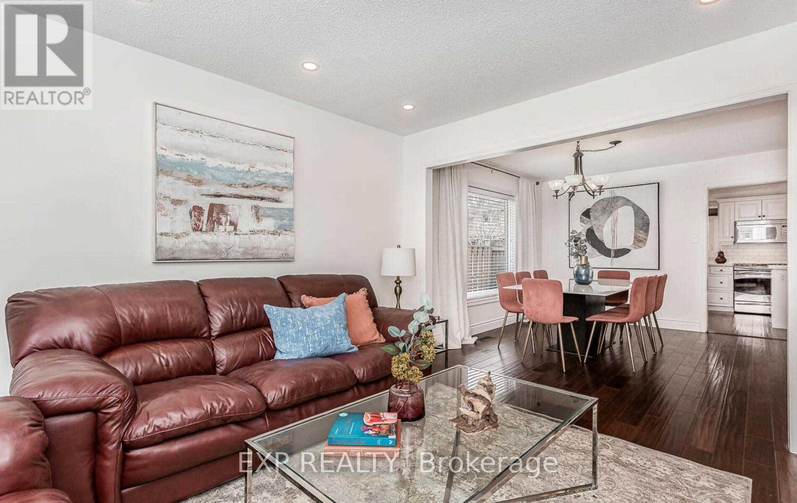 93 Waldie Road, Oakville, Ontario  L6L 6G5 - Photo 4 - W12422747