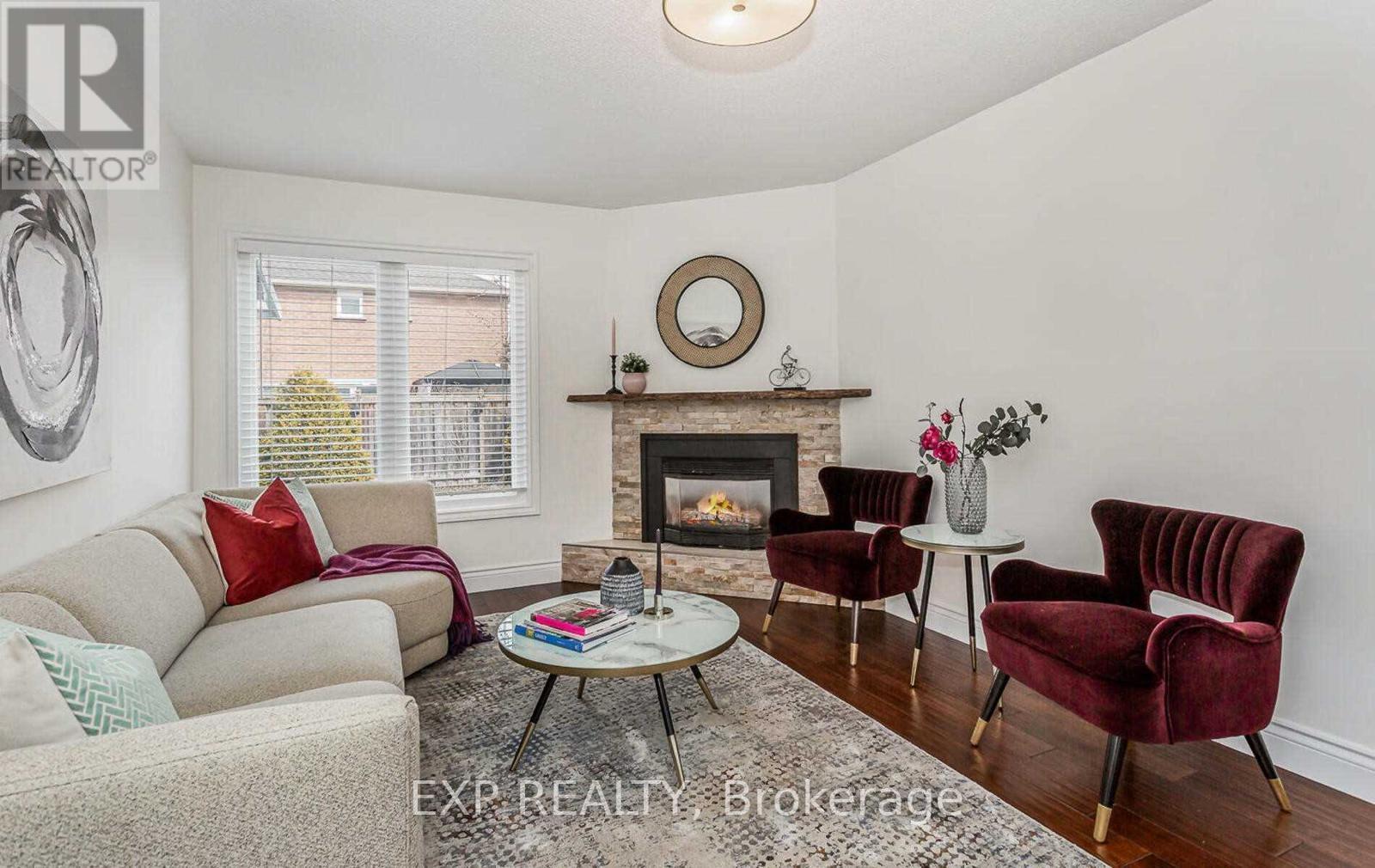 93 Waldie Road, Oakville, Ontario  L6L 6G5 - Photo 9 - W12422747