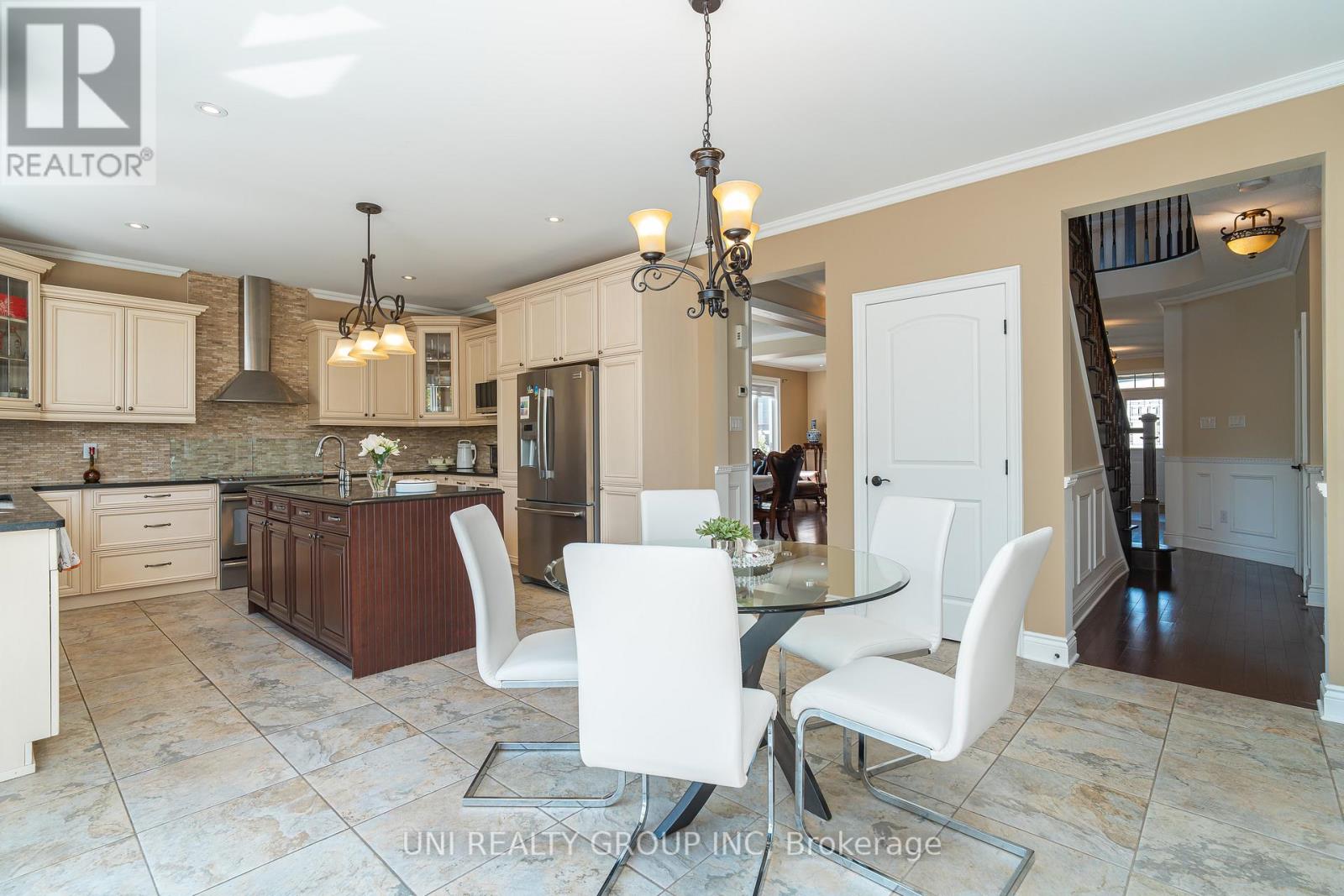 454 Cavesson Street, Ottawa, Ontario  K2V 0B8 - Photo 13 - X12422757