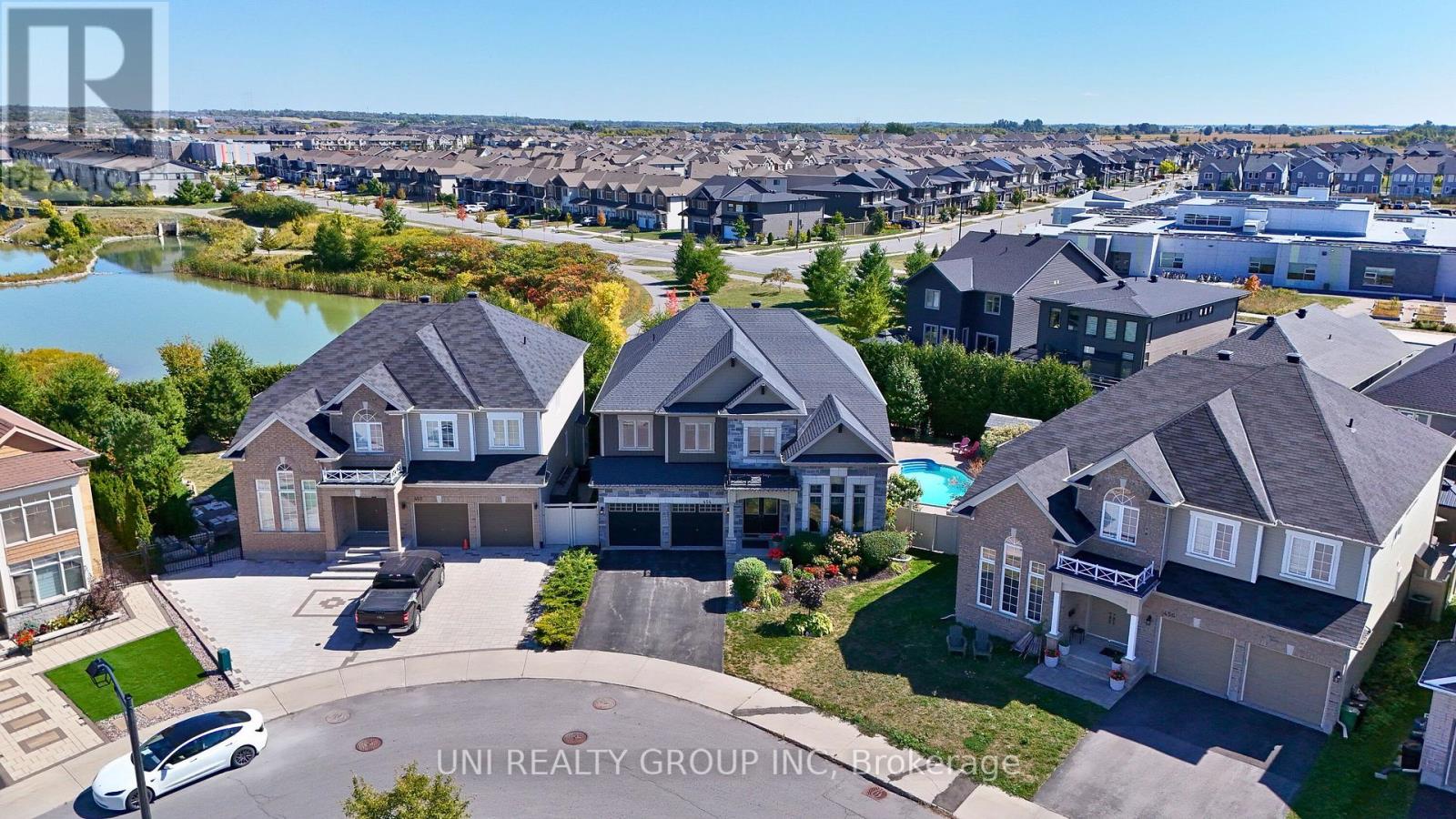 454 Cavesson Street, Ottawa, Ontario  K2V 0B8 - Photo 3 - X12422757