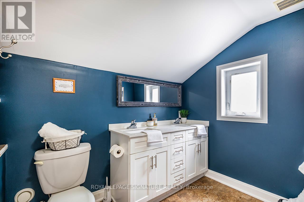 217 Greer Road, Prince Edward County (Hillier Ward), Ontario  K0K 3L0 - Photo 15 - X12422718