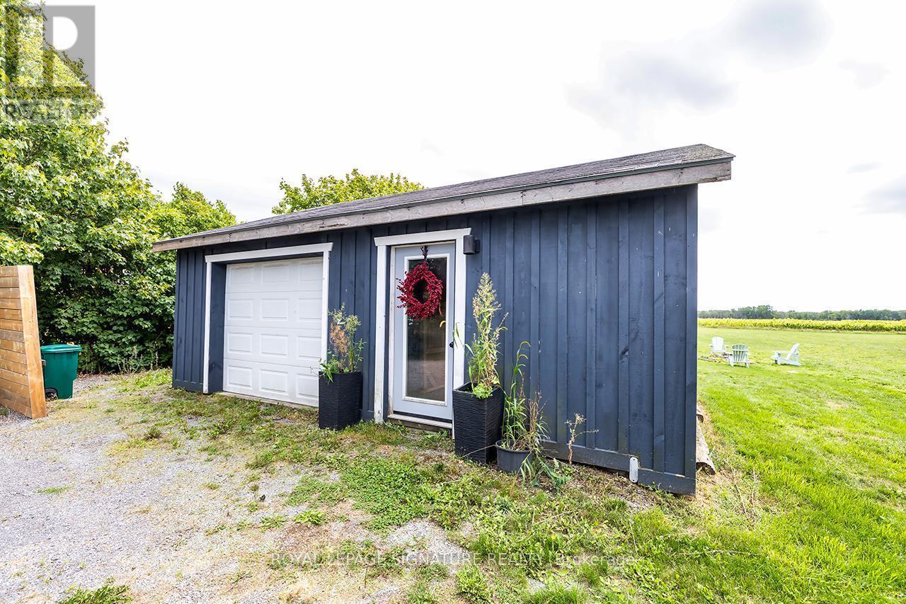 217 Greer Road, Prince Edward County (Hillier Ward), Ontario  K0K 3L0 - Photo 29 - X12422718