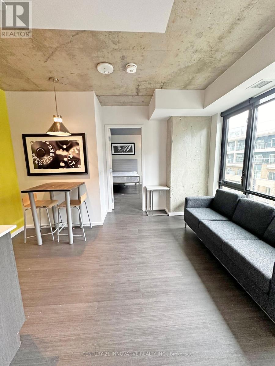 1517 - 105 Champagne Avenue S, Ottawa, Ontario  K1S 4P3 - Photo 2 - X12422746