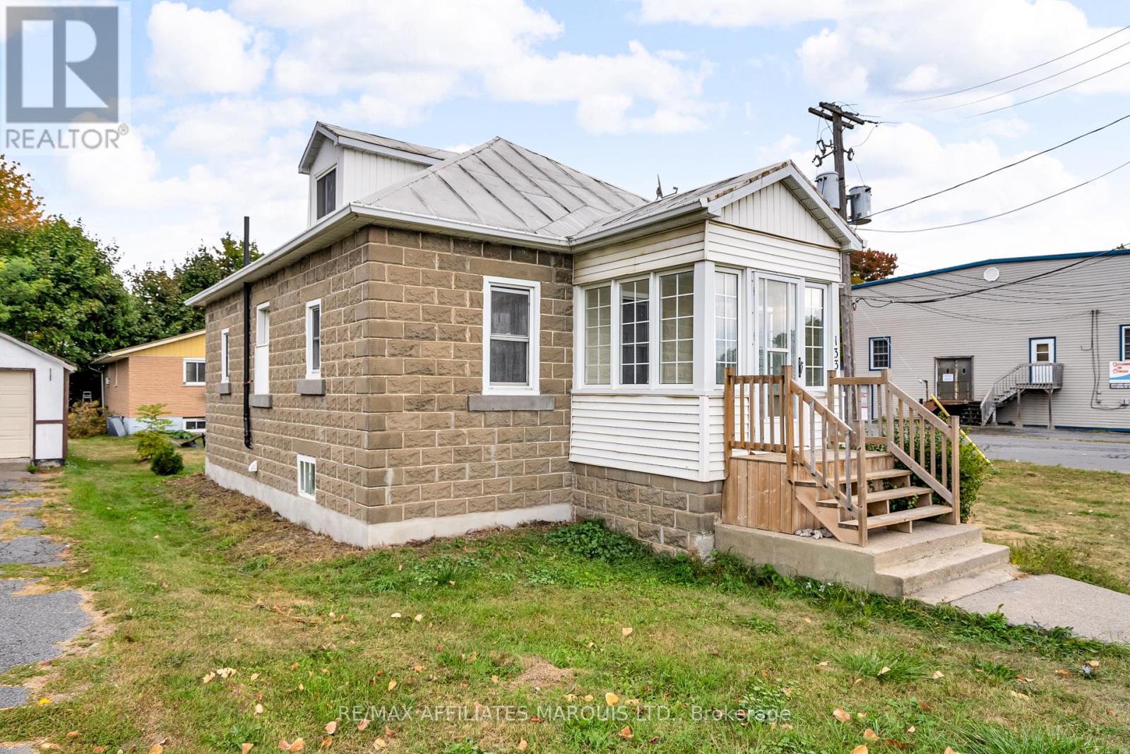 133 Main Street, North Glengarry, Ontario  K0C 1A0 - Photo 2 - X12422734
