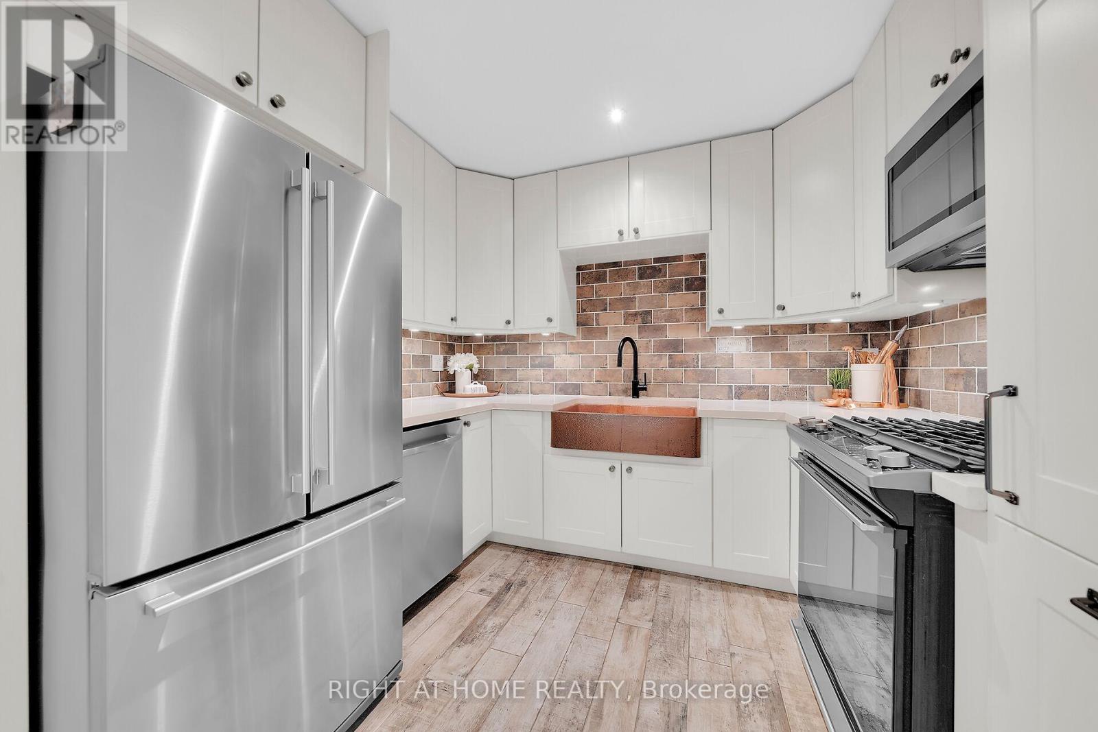 129 - 2301 Cavendish Drive, Burlington, Ontario  L7P 3M3 - Photo 14 - W12422768