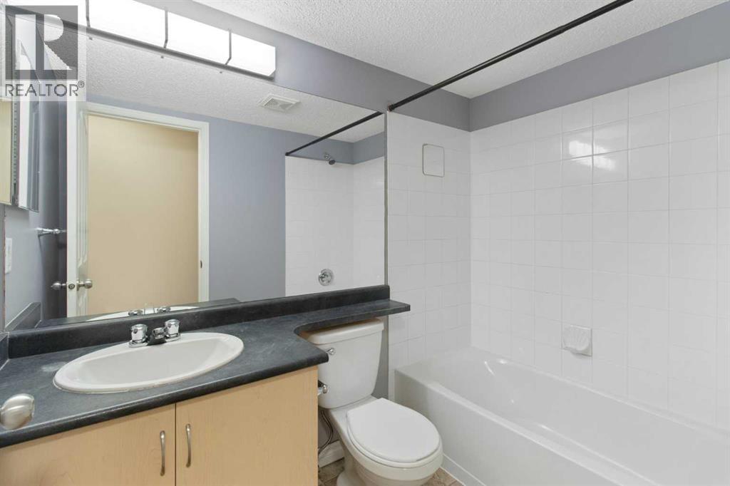 4104, 10 Prestwick Bay Se, Calgary, Alberta  T2Z 0B4 - Photo 15 - A2255971