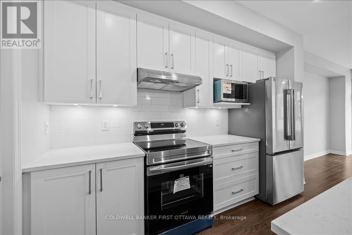 505 Sonmarg Crescent, Ottawa, Ontario  K2J 7A6 - Photo 12 - X12422796
