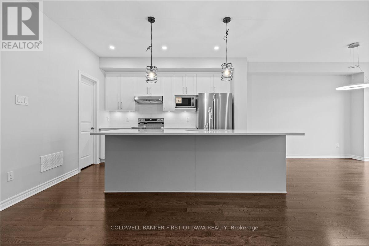 505 Sonmarg Crescent, Ottawa, Ontario  K2J 7A6 - Photo 8 - X12422796