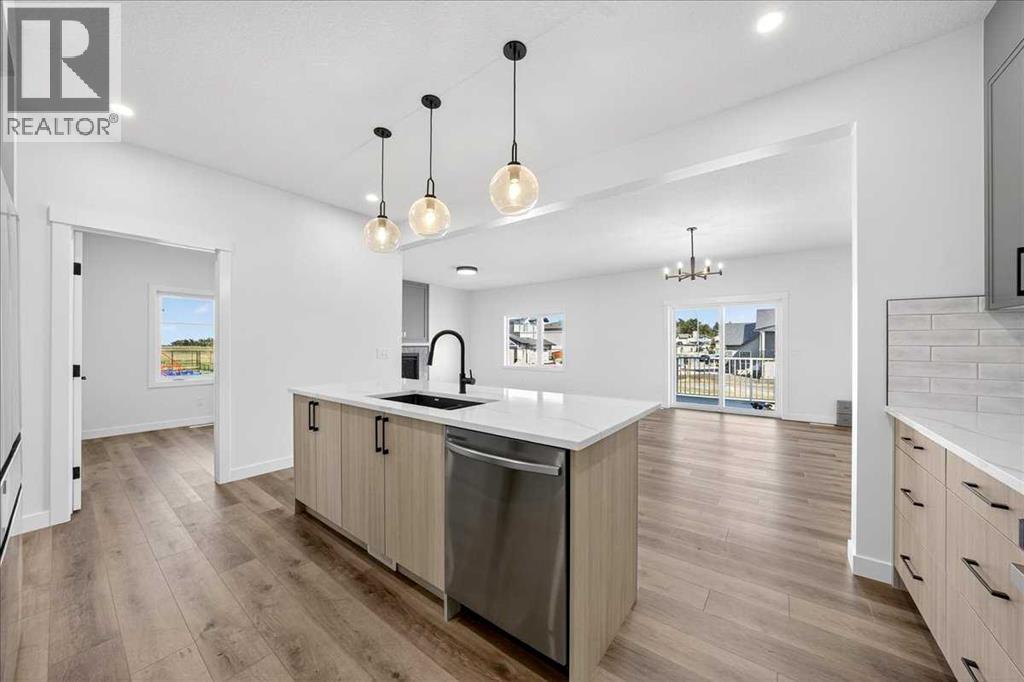 11 Lakewood Point, Strathmore, Alberta