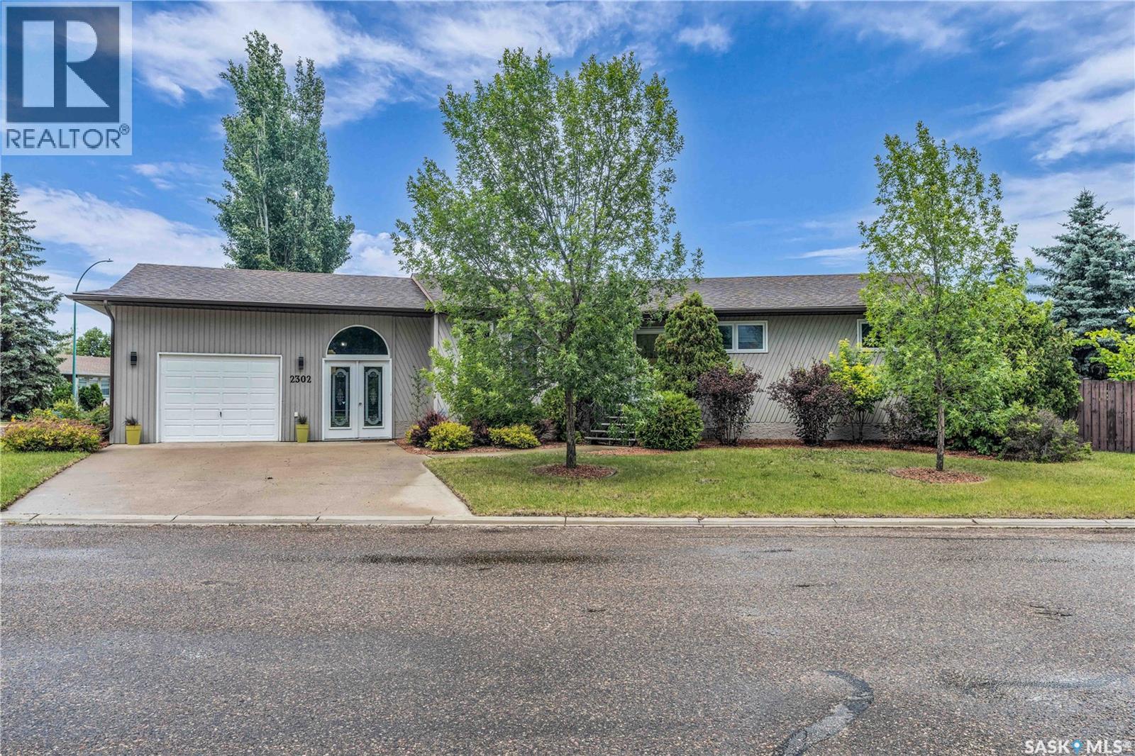 2302 Meadow Lark LANE, north battleford, Saskatchewan