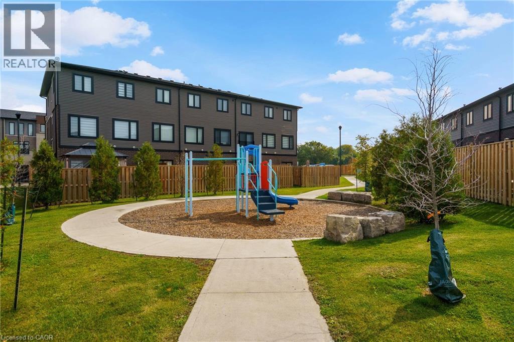 52 Cadwell Lane, Hamilton, Ontario  L9C 0E8 - Photo 35 - 40772999