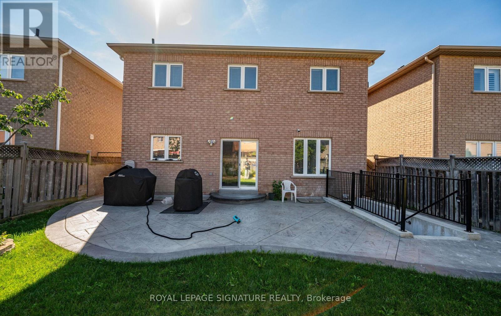 5615 Heatherleigh Avenue, Mississauga (East Credit), Ontario  L5V 2V7 - Photo 16 - W12422786