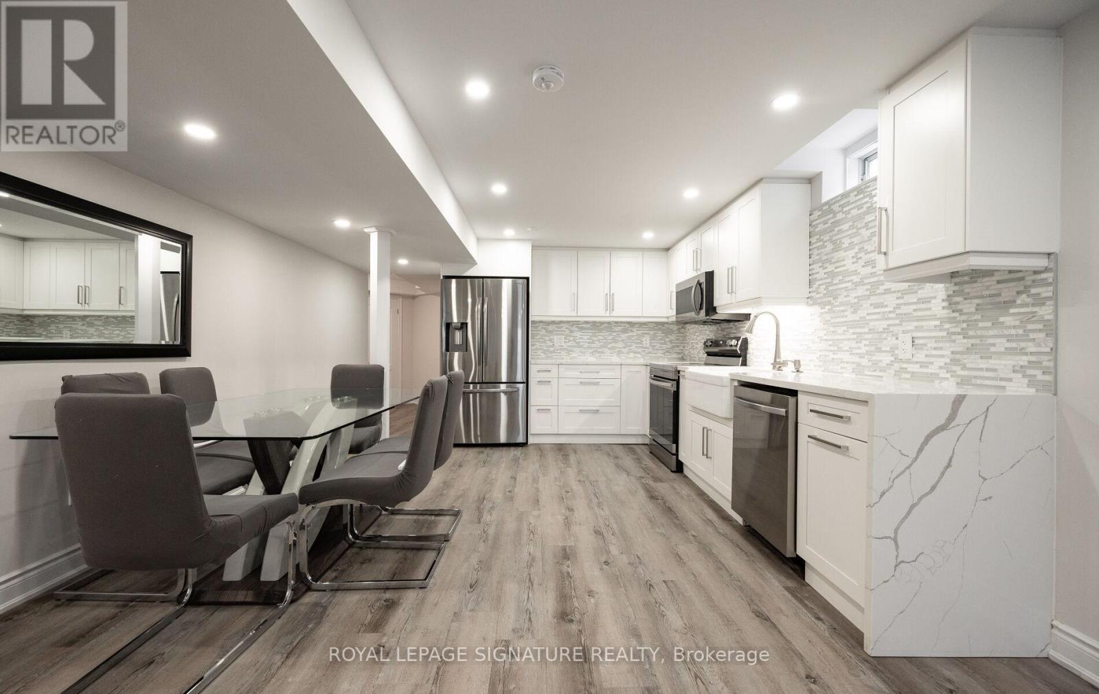 5615 Heatherleigh Avenue, Mississauga (East Credit), Ontario  L5V 2V7 - Photo 4 - W12422786