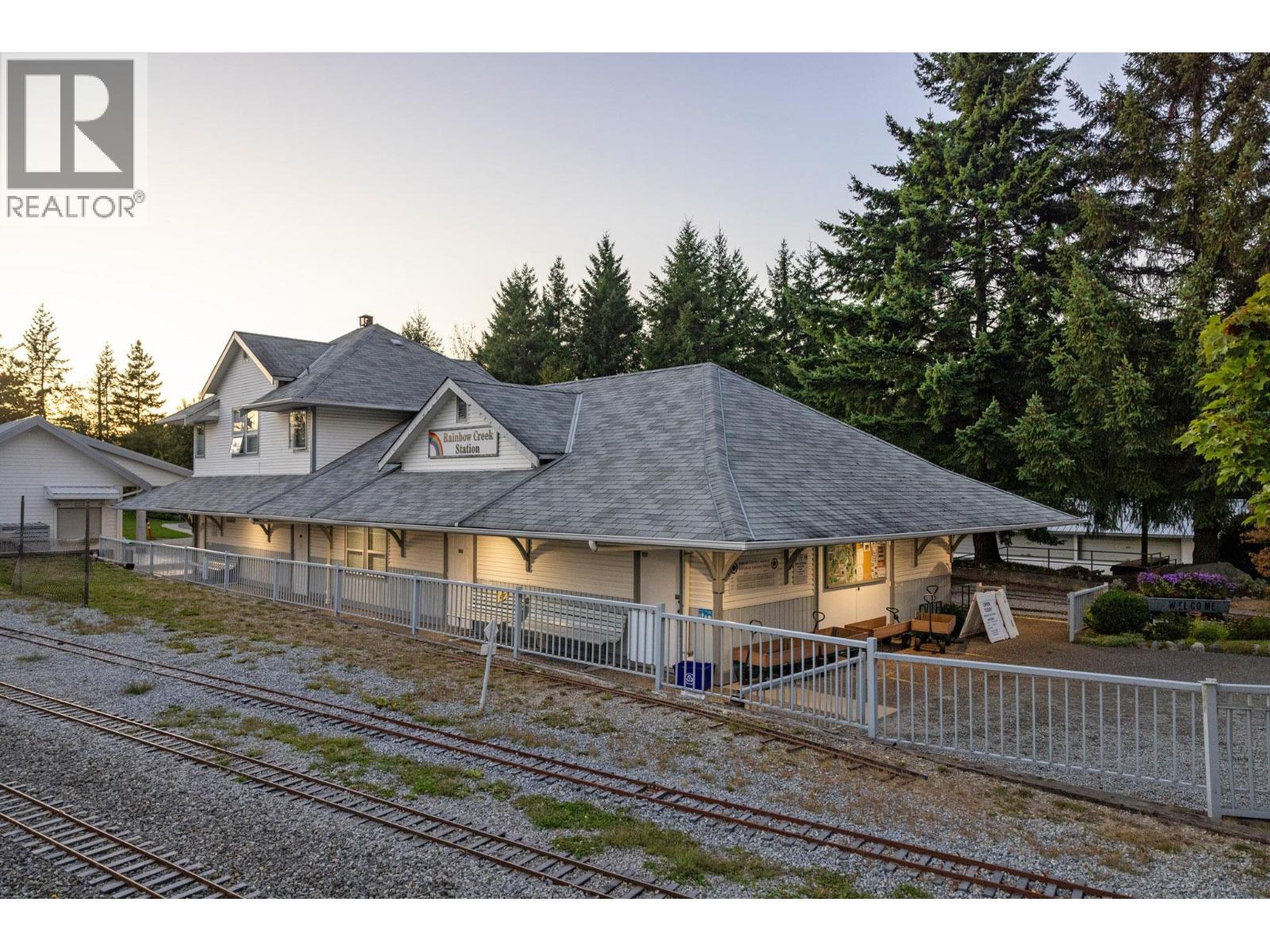 3929 Triumph Street, Burnaby, British Columbia  V5C 1Y9 - Photo 19 - R3047793