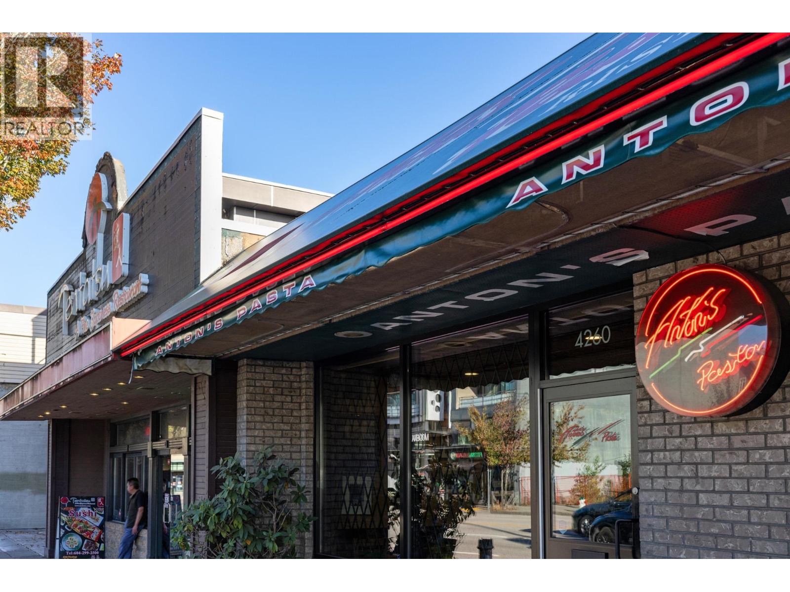 3929 Triumph Street, Burnaby, British Columbia  V5C 1Y9 - Photo 5 - R3047793