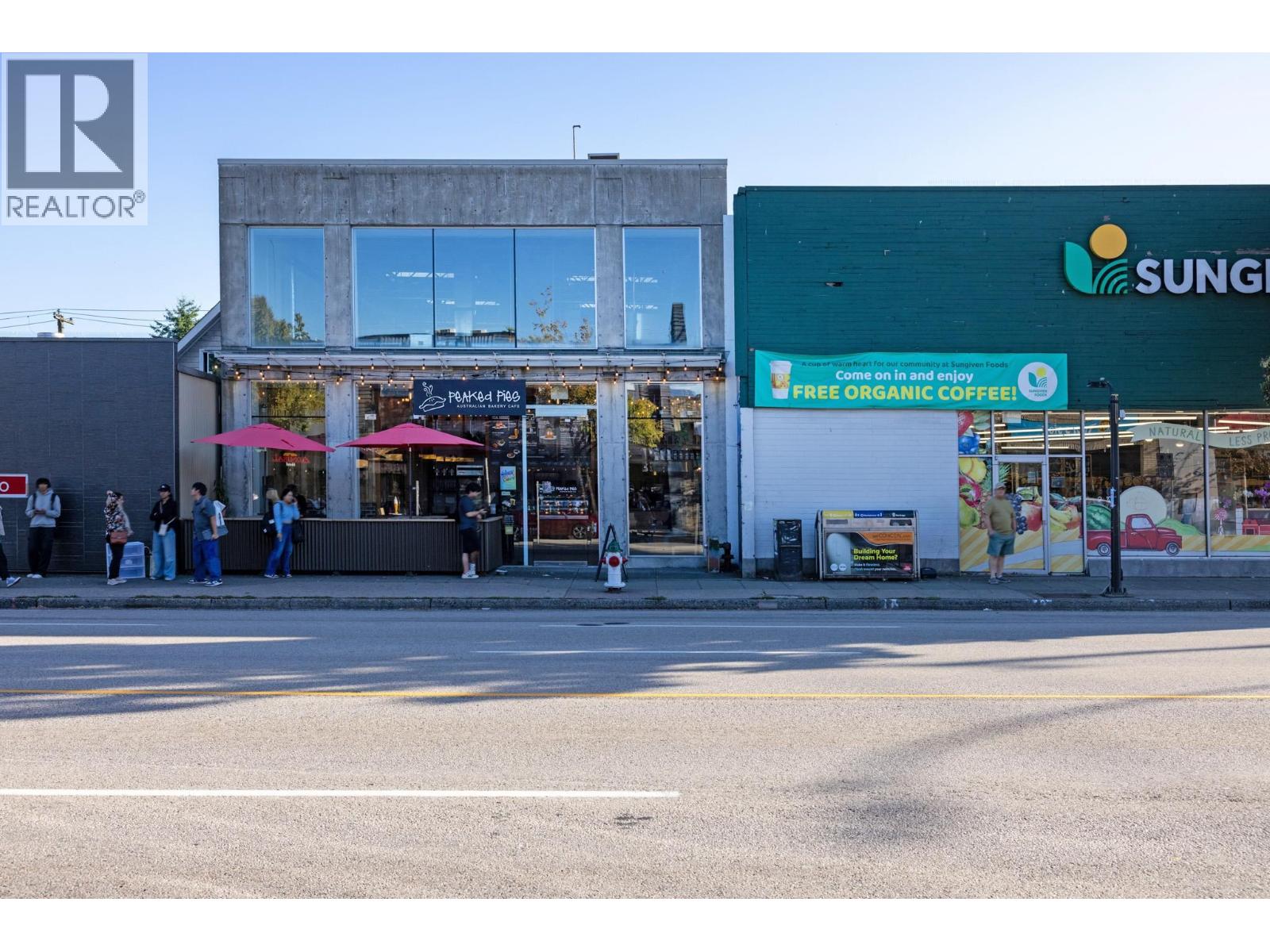 3929 Triumph Street, Burnaby, British Columbia  V5C 1Y9 - Photo 6 - R3047793