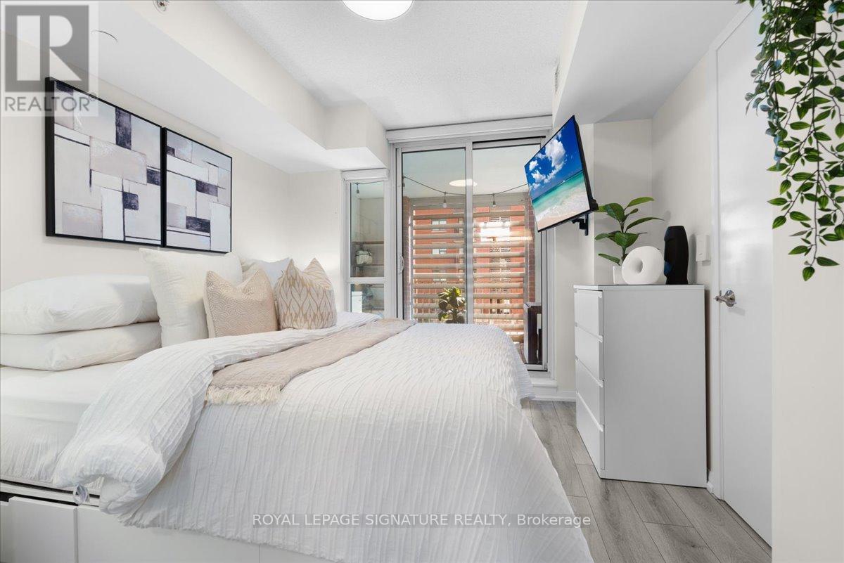 320 - 830 Lawrence Avenue W, Toronto, Ontario  M6A 0B6 - Photo 9 - W12421234