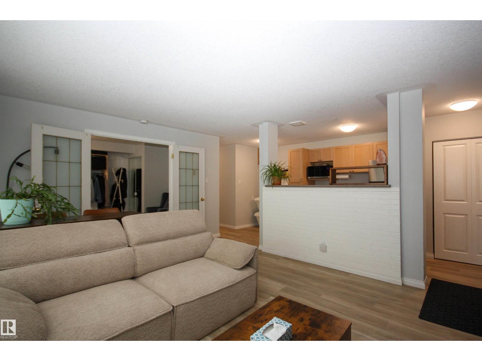 #1 11008 124 St Nw, Edmonton, Alberta  T5M 0J4 - Photo 3 - E4444955