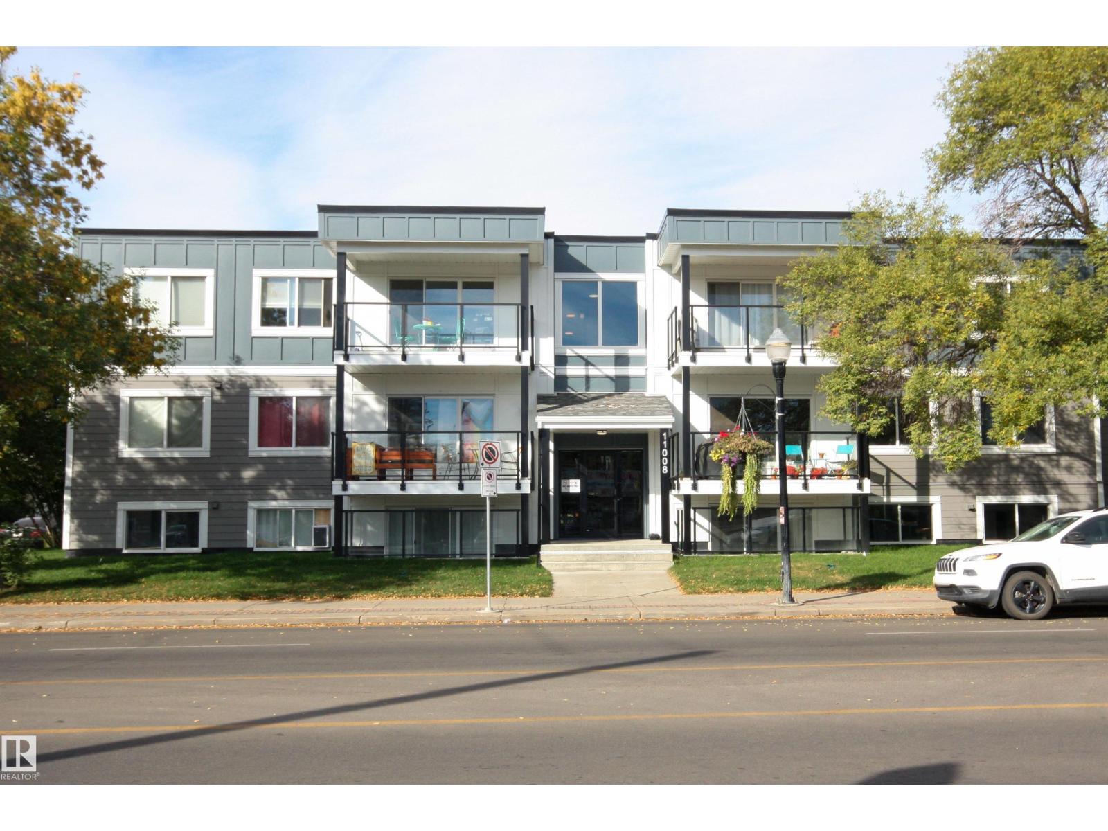 #1 11008 124 ST NW, Edmonton, Alberta