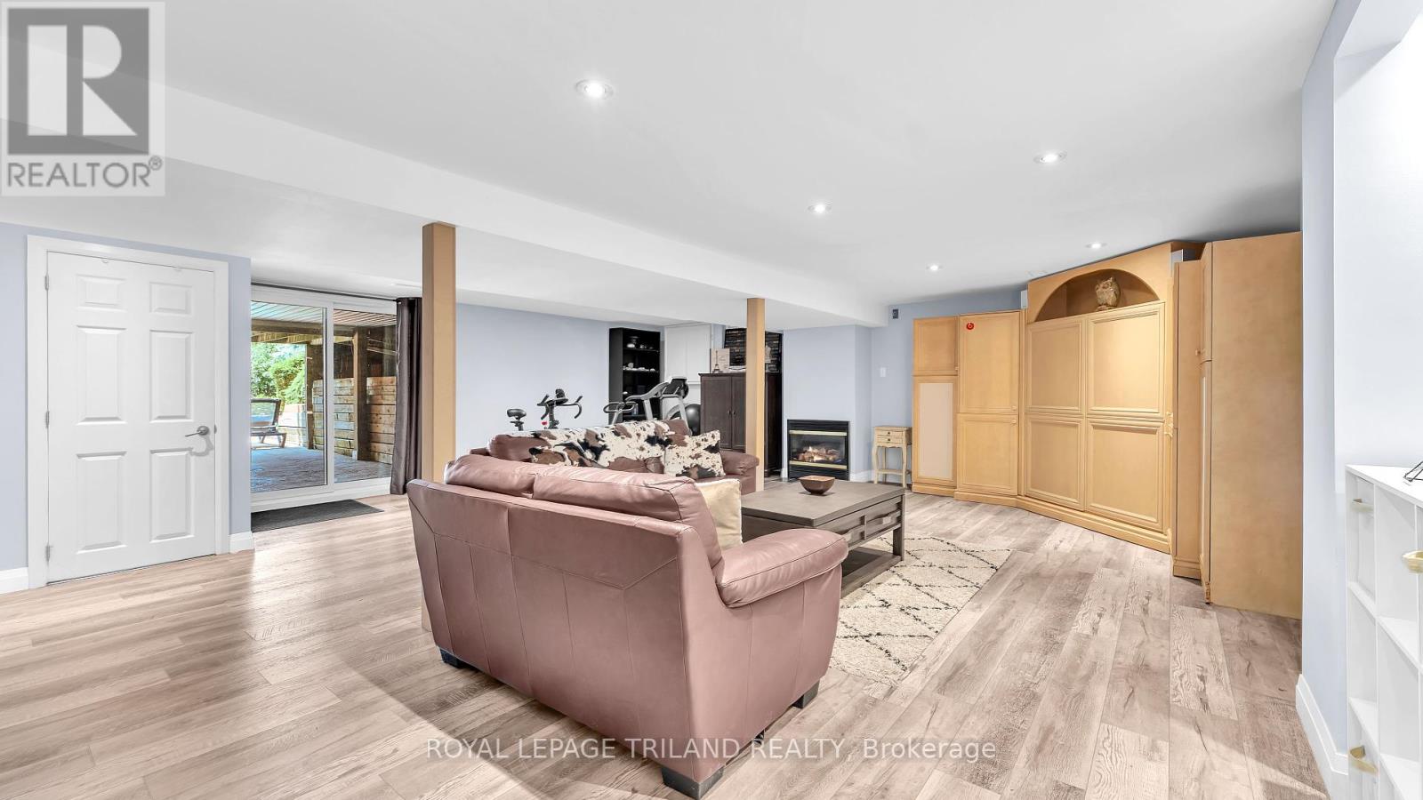151 Brixham Crescent, London South, Ontario  N6K 1K9 - Photo 19 - X12383914