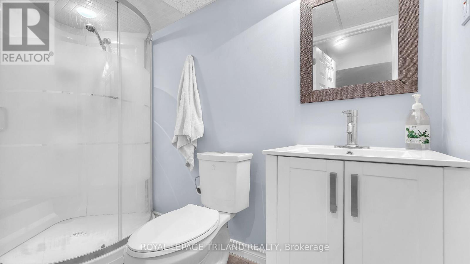 151 Brixham Crescent, London South, Ontario  N6K 1K9 - Photo 21 - X12383914