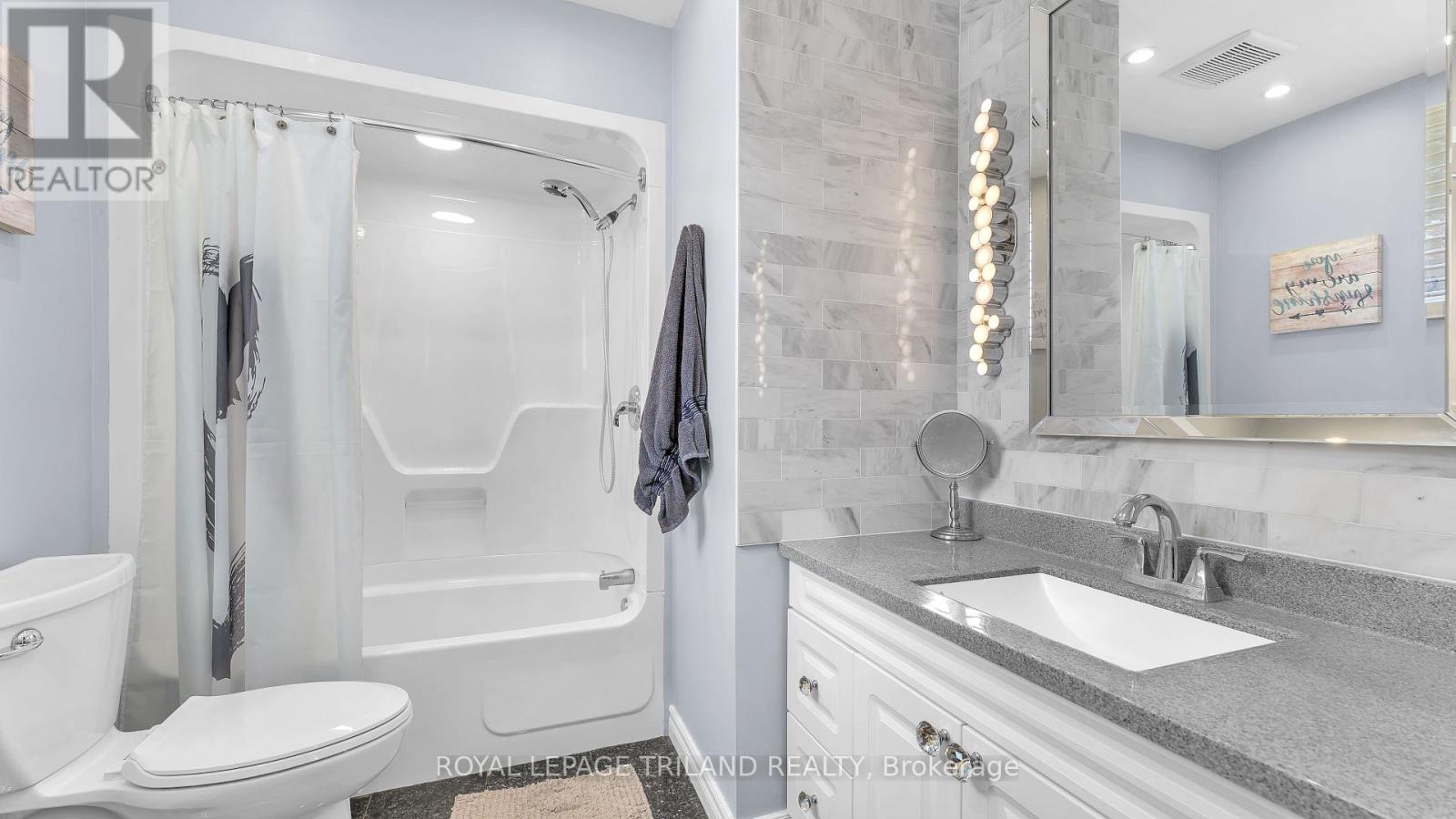 151 Brixham Crescent, London South, Ontario  N6K 1K9 - Photo 33 - X12383914