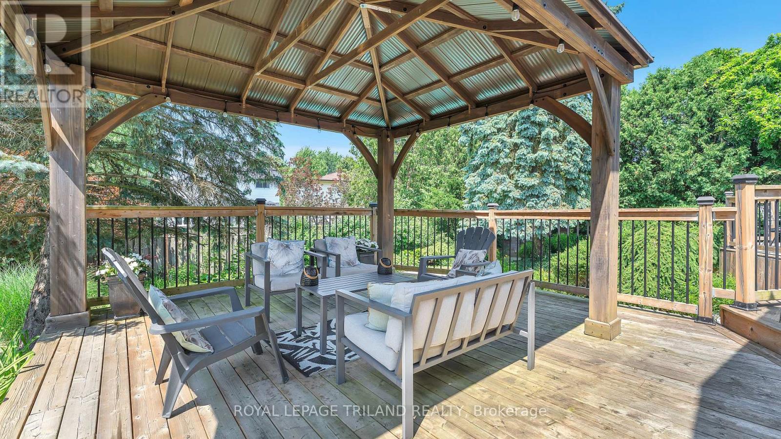 151 Brixham Crescent, London South, Ontario  N6K 1K9 - Photo 41 - X12383914