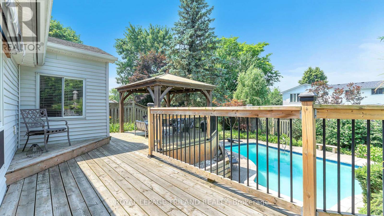 151 Brixham Crescent, London South, Ontario  N6K 1K9 - Photo 42 - X12383914