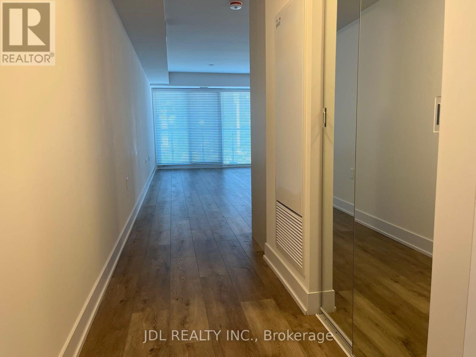 1102 - 575 Bloor Street E, Toronto, Ontario  M4W 0B2 - Photo 3 - C12422811